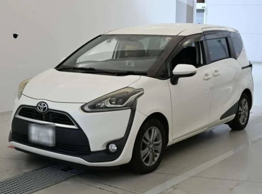 Toyota Sienta 2016